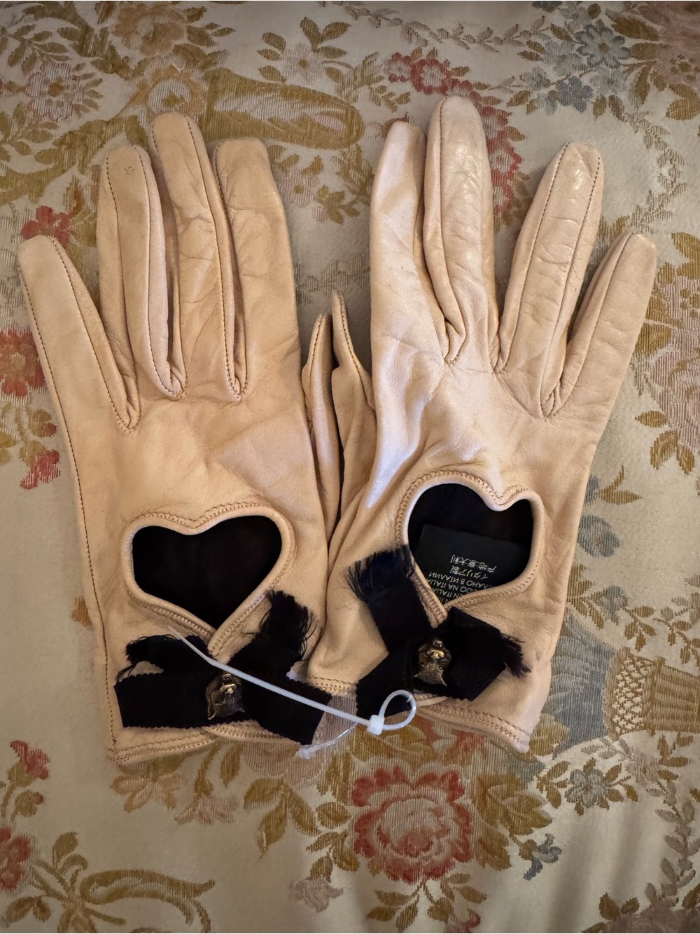 Gucci Nappa Leather New Gloves Size Small Pale Pink - Picture 4 of 13